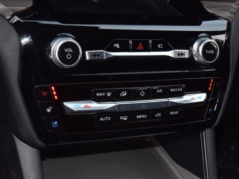 Certified 2023 Ford Explorer Limited image 31