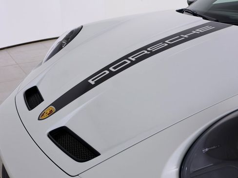 Certified 2022 Porsche 911 GT3 image 14