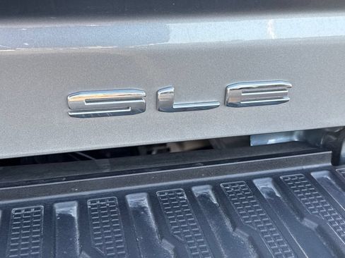Used 2026 GMC Sierra 2500 SLE w/ SLE Value Package; AWD/4WD image 6