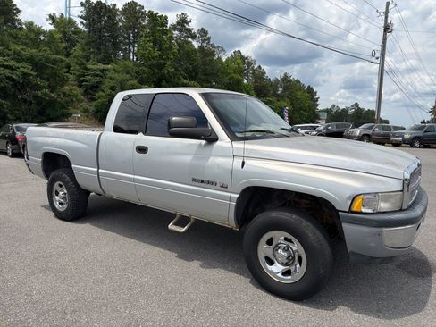 Used 2001 Dodge Ram 1500 Truck 4x4 Quad Cab image 3