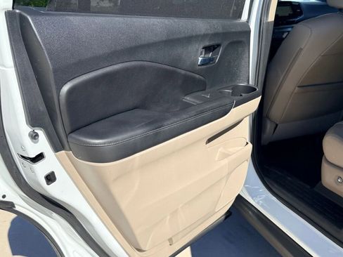 Used 2020 Honda Pilot Elite image 18