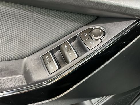 New 2026 Chevrolet Equinox RS FWD image 30