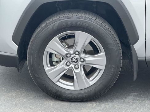 Used 2024 Toyota RAV4 XLE AWD/4WD image 13