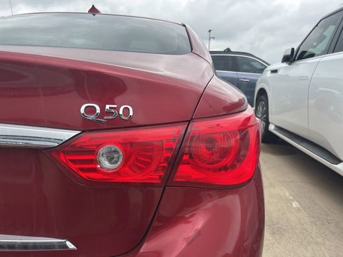Used 2016 INFINITI Q50 3.0t Premium w/ Driver Assistance Package RWD image 5