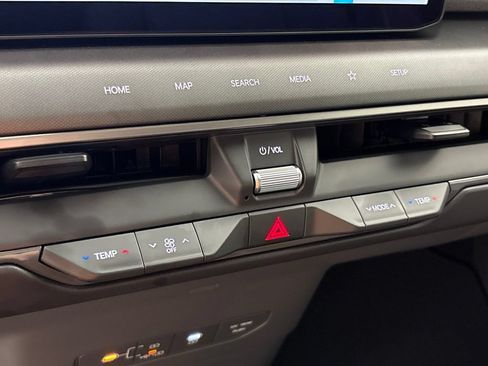 New 2026 Kia EV9 Wind AWD/4WD image 41
