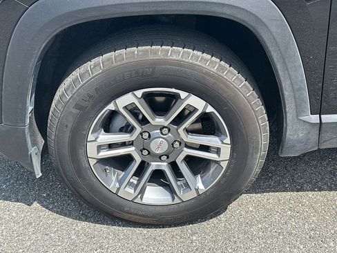 Used 2025 GMC Terrain Elevation AWD/4WD image 11