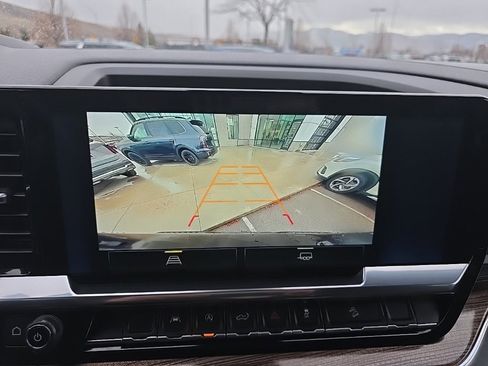 Used 2023 Chevrolet Silverado 1500 RST image 15