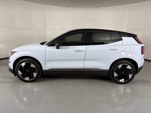 New 2026 Volvo EX30 Plus image 5