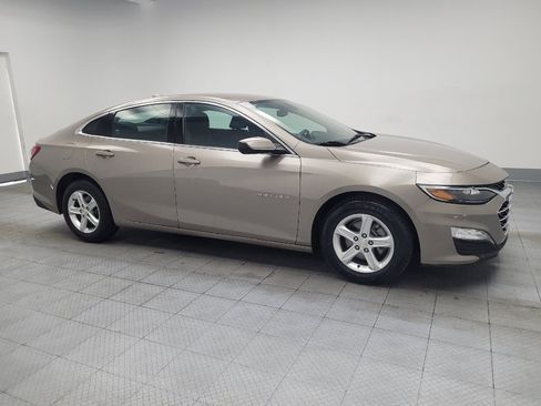 Used 2022 Chevrolet Malibu LT FWD image 11