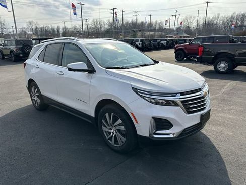 Used 2022 Chevrolet Equinox Premier AWD/4WD image 11