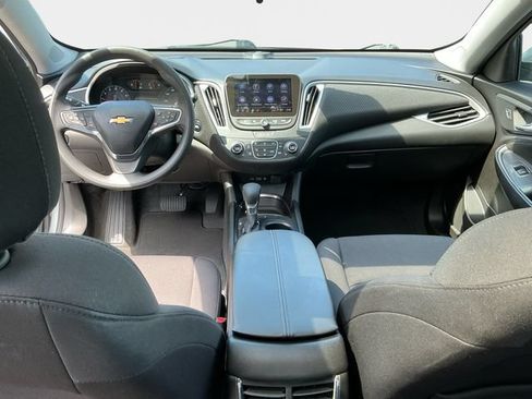 Used 2023 Chevrolet Malibu LT FWD image 11