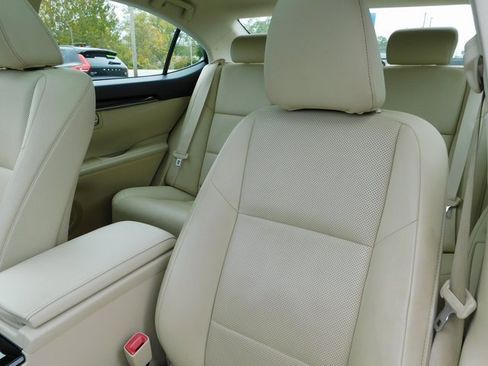 Used 2015 Lexus ES 350 image 16