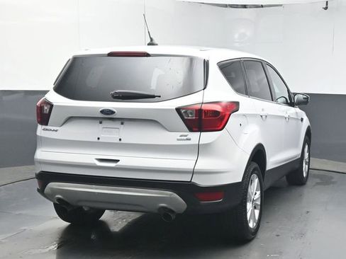 Used 2019 Ford Escape SE image 7