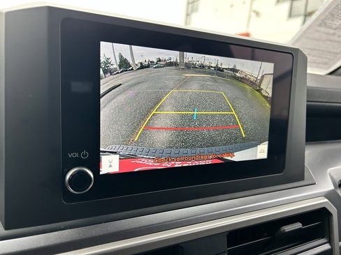 Certified 2025 Toyota 4Runner SR5 image 22