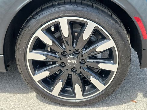 Used 2024 MINI Cooper S FWD image 7