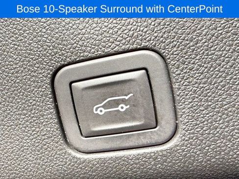 Used 2025 Chevrolet Suburban Premier image 17