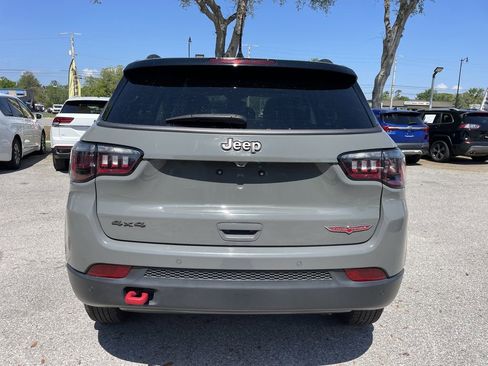 Used 2021 Jeep Compass Trailhawk image 4