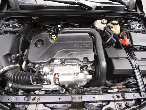 Used 2023 Chevrolet Malibu LT FWD image 25