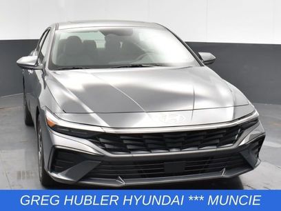 New 2025 Hyundai Elantra SEL