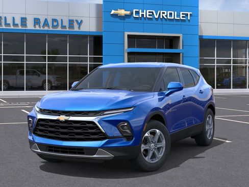 New 2026 Chevrolet Blazer LT image 6