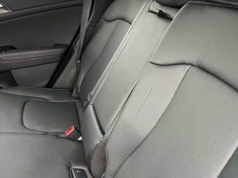 Used 2025 Kia Sportage EX w/ Premium Package FWD image 13