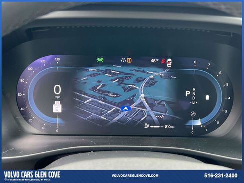 Used 2023 Volvo XC40 B5 Plus w/ Climate Package image 24