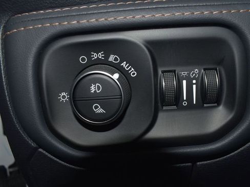 Used 2025 RAM 1500 Tungsten w/ Towing Technology Group image 15