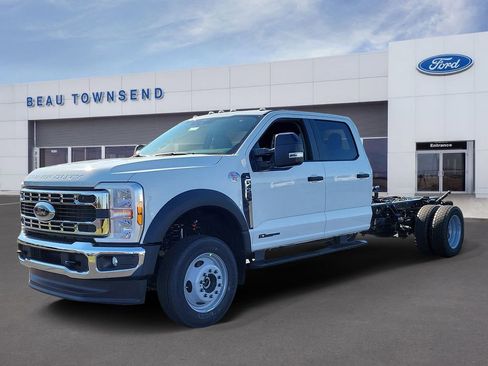 New 2026 Ford F450 XL image 2