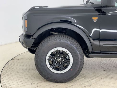 New 2025 Ford Bronco Badlands w/ Sasquatch Package image 10