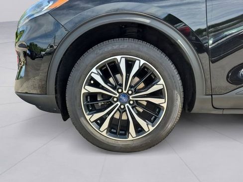 Used 2022 Ford Escape SE w/ SE Sport Appearance Package AWD/4WD image 9