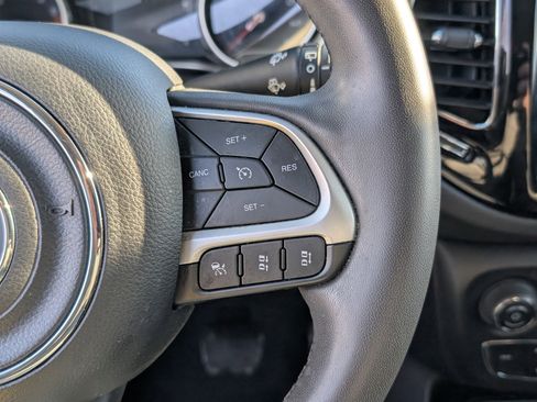 Used 2021 Jeep Compass Latitude w/ Sun and Sound Group image 22