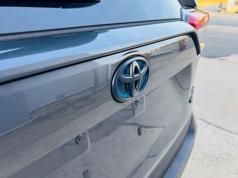 Used 2020 Toyota RAV4 LE w/ All Weather Liner Package image 9