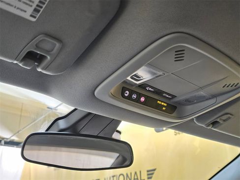 Used 2016 Chevrolet Volt LT image 31