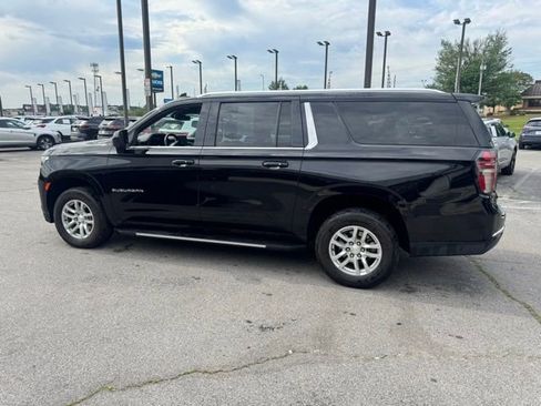 Used 2024 Chevrolet Suburban LT AWD/4WD image 6