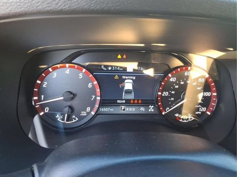 Used 2024 Nissan Frontier PRO-4X w/ Technology Package AWD/4WD image 21