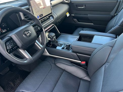 New 2026 Toyota Tundra Platinum image 7