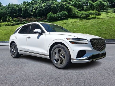 New 2026 Genesis GV70 2.5T Advanced w/ G1 Accessory Package AWD/4WD image 1