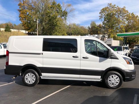 Used 2023 Ford Transit 250 Low Roof w/ Exterior Upgrade Package image 6