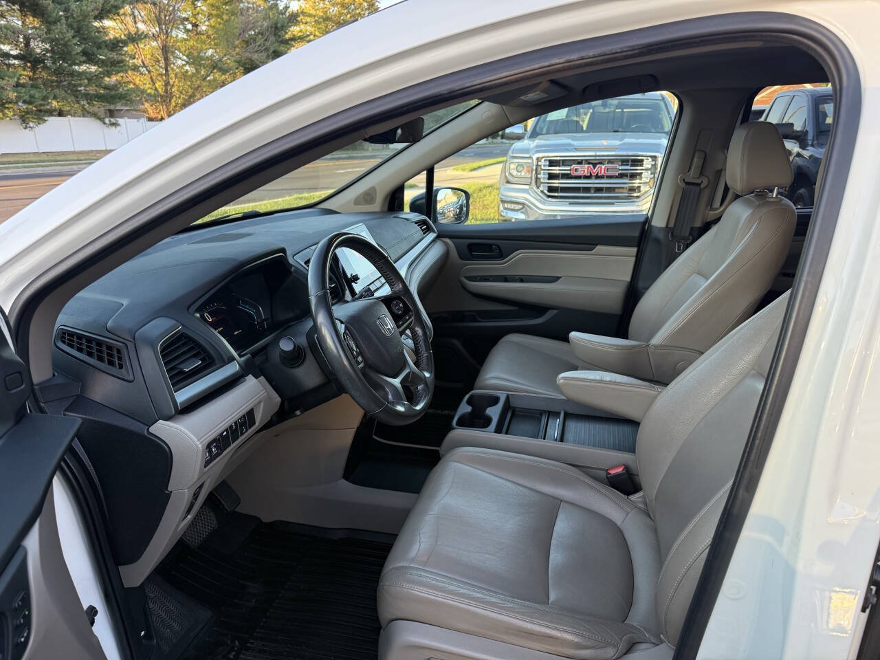 Used 2019 Honda Odyssey EX-L image 17