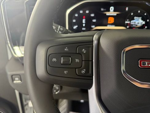 New 2026 GMC Sierra 1500 SLE image 16