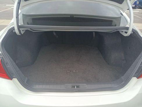 Used 2017 Nissan Altima 2.5 S w/ Power Driver Seat Package FWD image 10