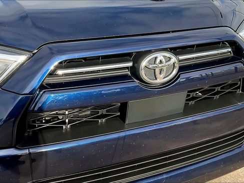 Used 2024 Toyota 4Runner TRD Sport image 27