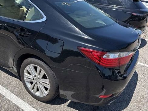 Used 2014 Lexus ES 350 w/ Premium Package FWD image 9