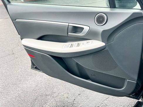 Used 2023 Hyundai Sonata SEL image 11