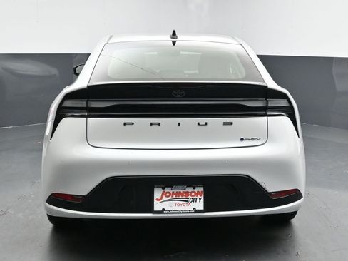 New 2026 Toyota Prius Plug-In Hybrid FWD image 7