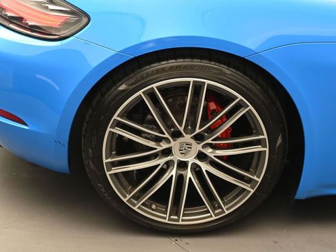 Used 2025 Porsche 718 Boxster S RWD image 13