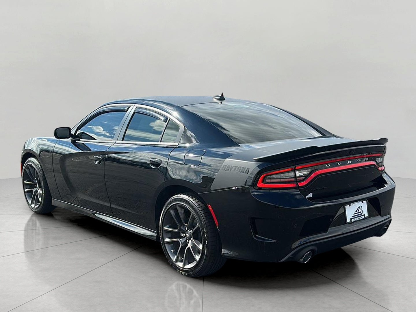 Used 2021 Dodge Charger R/T w/ Daytona Edition Group RWD image 5