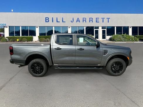 New 2026 Ford Ranger XLT w/ Black Appearance Package image 3