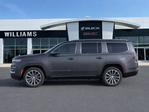 Used 2022 Jeep Grand Wagoneer Series II w/ Premium Group II AWD/4WD image 6