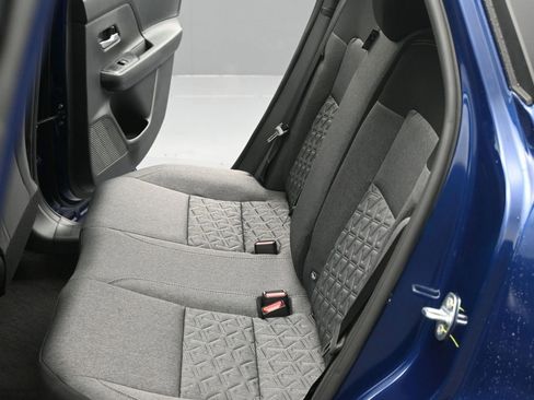 New 2026 Nissan Kicks SV AWD/4WD image 18